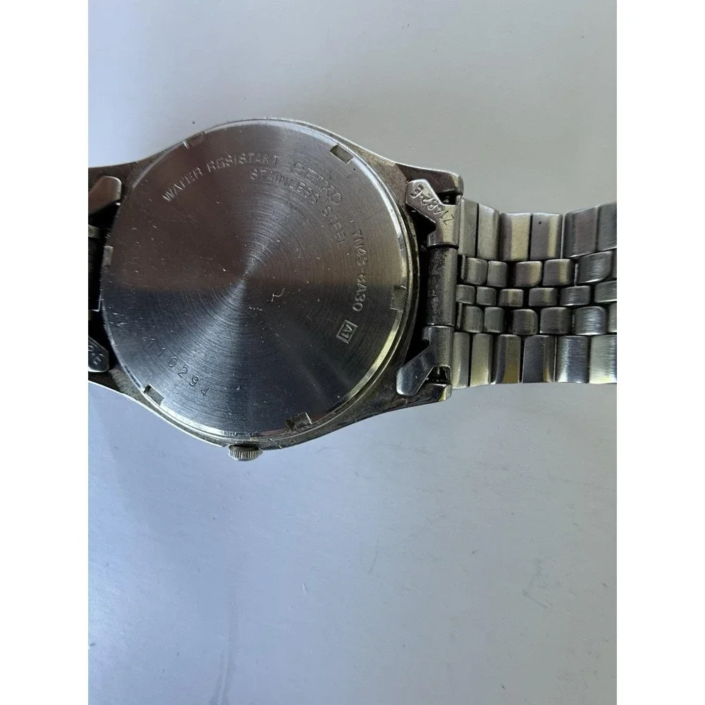 Seiko 7N43-8A30 Quartz Watch Men's Vintage 1990s Stainless Steel